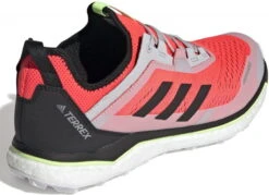 Trail Schoenen Adidas TERREX AGRAVIC FLOW -Exporteren Rend Sneakers Winkel adidas terrex agravic flow 511132 ef2119 960