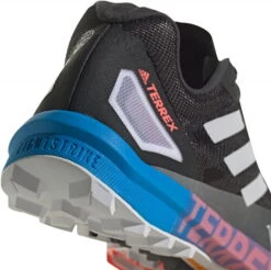 Trail Schoenen Adidas TERREX SPEED PRO W -Exporteren Rend Sneakers Winkel adidas terrex speed pro w 412035 h03196 960