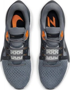 Hardloopschoen Nike Air Zoom Vomero 16 -Exporteren Rend Sneakers Winkel nike air zoom vomero 16 402942 da7245 008 960