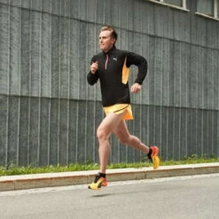 Hardloopschoen Puma Fast-R Nitro Elite Fireglow -Exporteren Rend Sneakers Winkel puma fast r nitro elite fireglow 497753 37759802 960