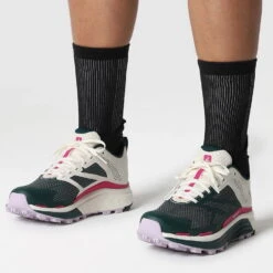 Trail Schoenen The North Face W VECTIV ENDURIS FUTURELIGHT -Exporteren Rend Sneakers Winkel the north face w vectiv enduris futurelight 503643 nf0a52r382a3 960